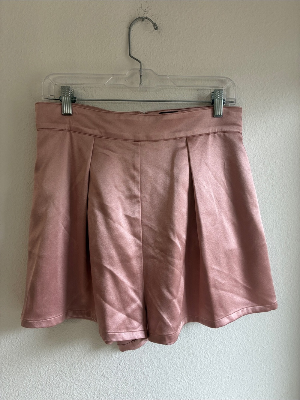 Heros Pleated 100% Silk Blush Pink Skort with Flared Silhouette